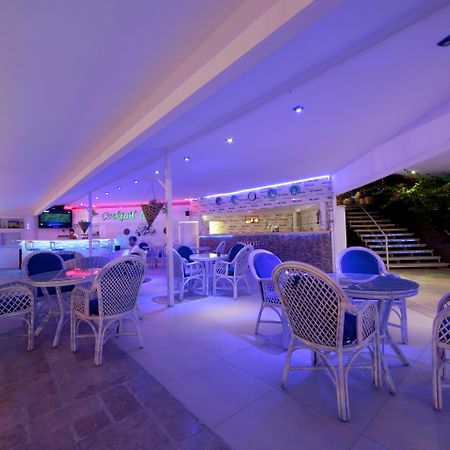 Sky Nova Hotel & Suites Bodrum Bagian luar foto