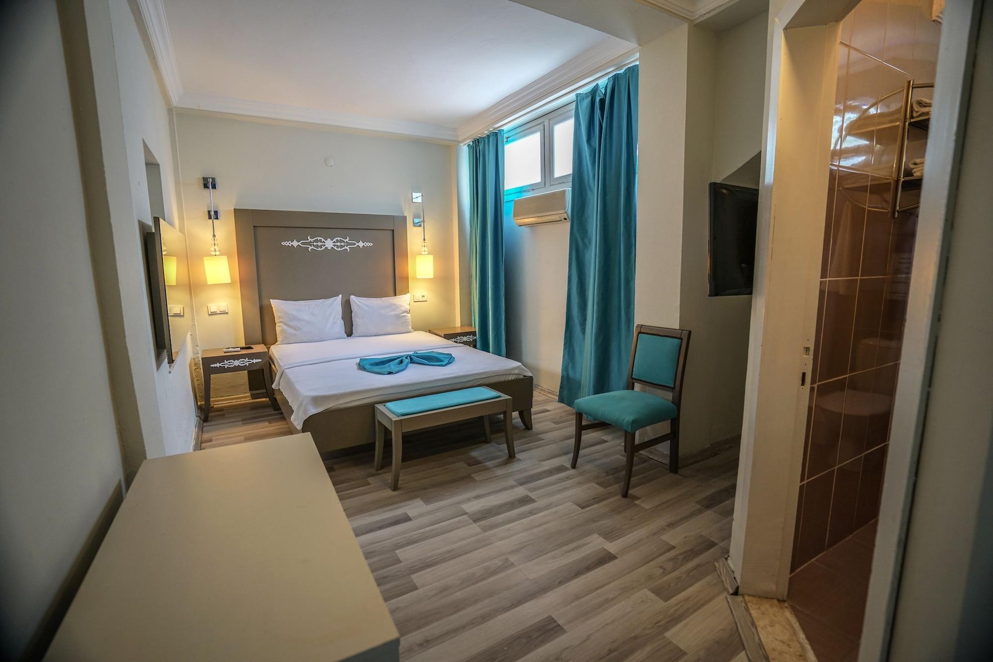 Sky Nova Hotel & Suites Bodrum Bagian luar foto