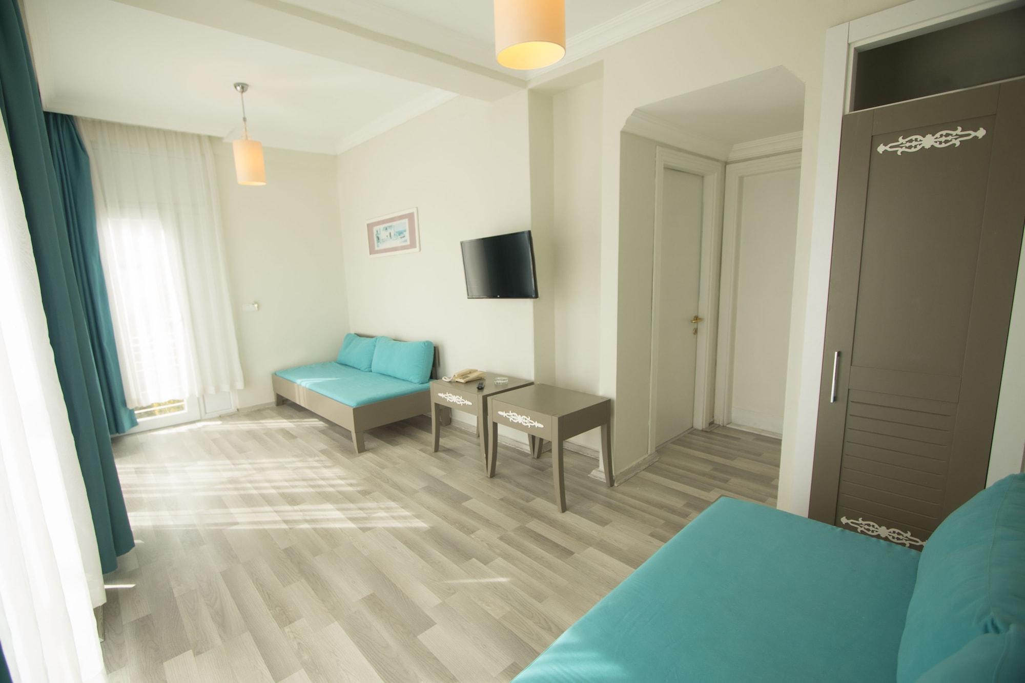 Sky Nova Hotel & Suites Bodrum Bagian luar foto