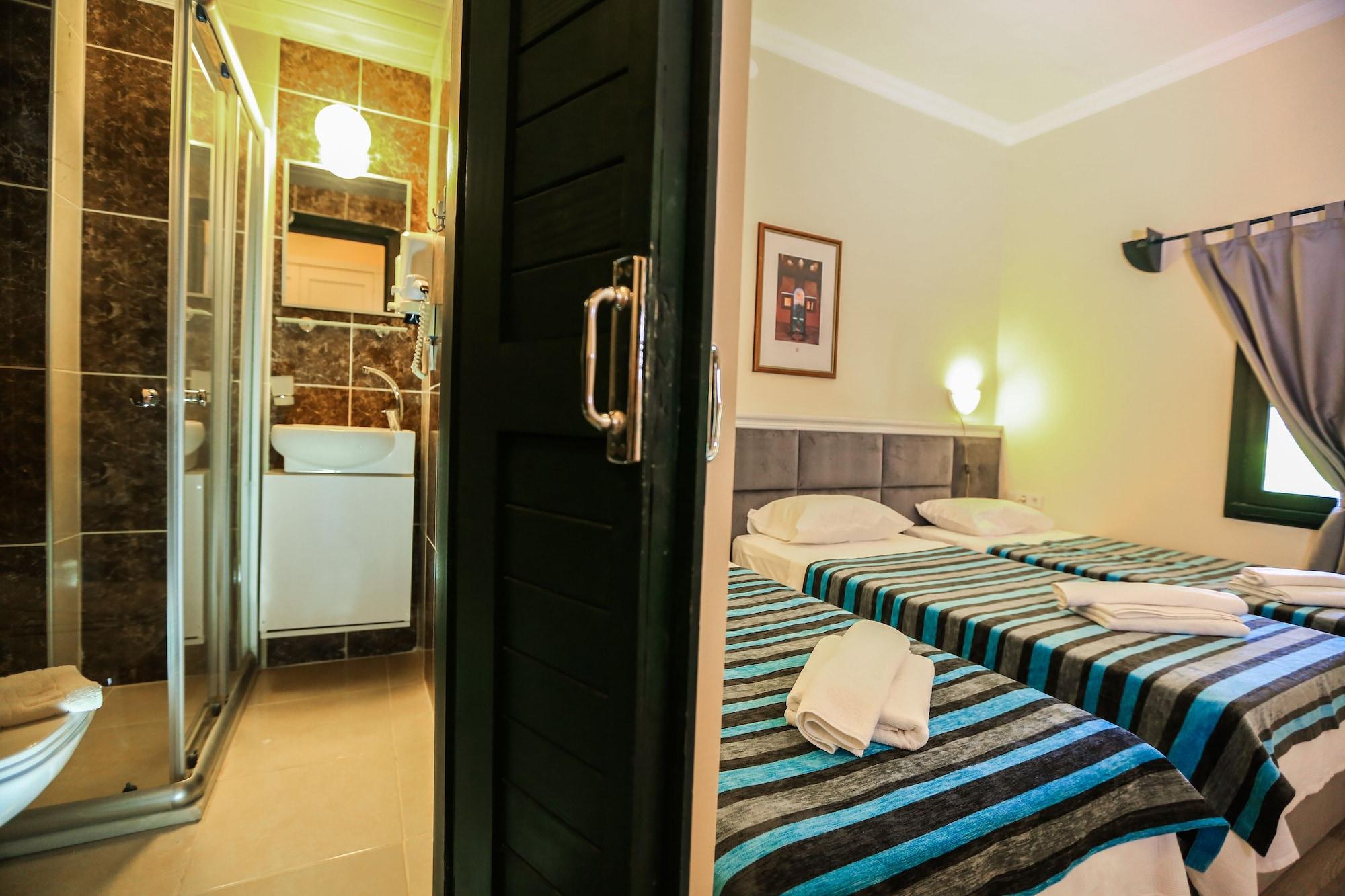 Sky Nova Hotel & Suites Bodrum Bagian luar foto