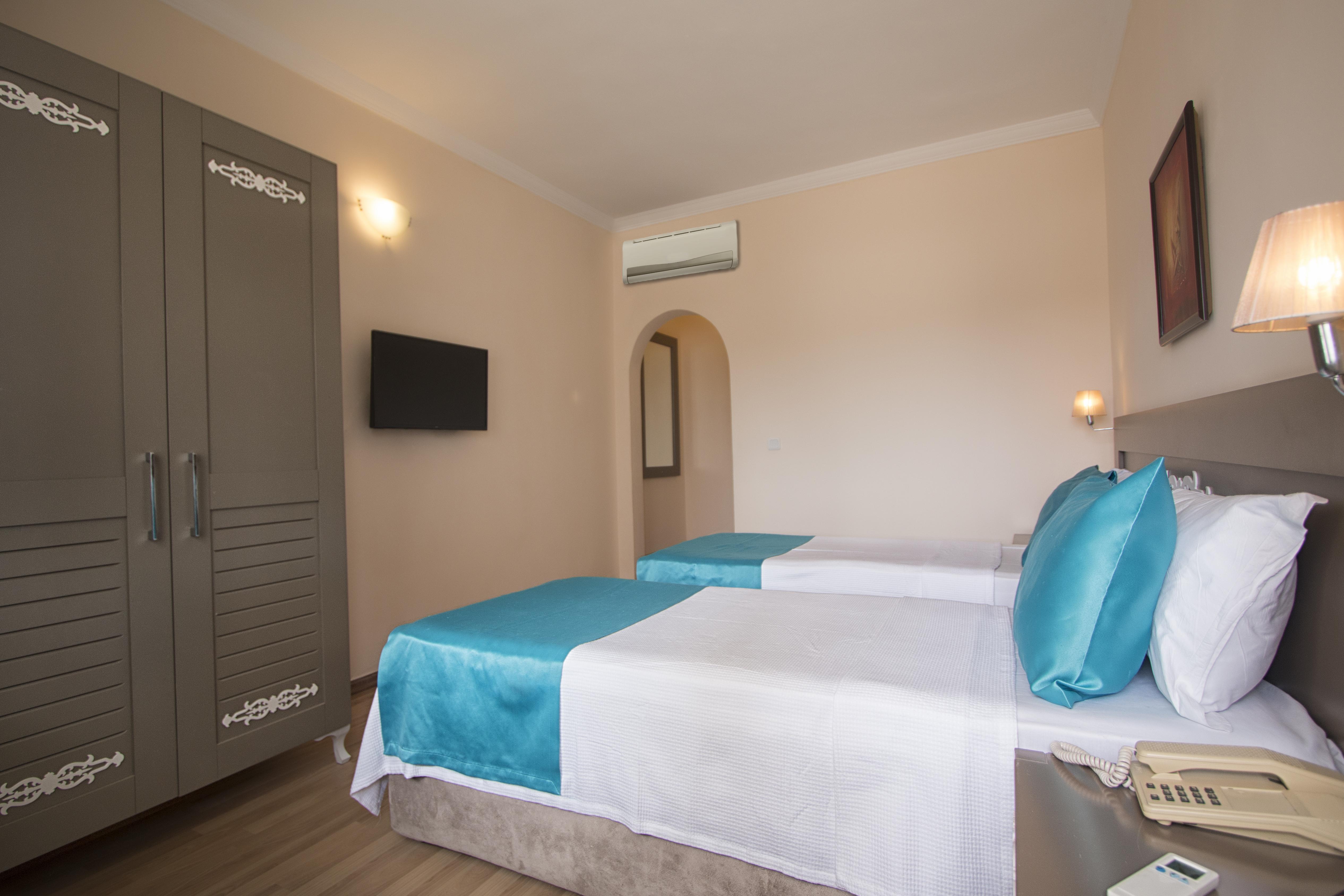 Sky Nova Hotel & Suites Bodrum Bagian luar foto