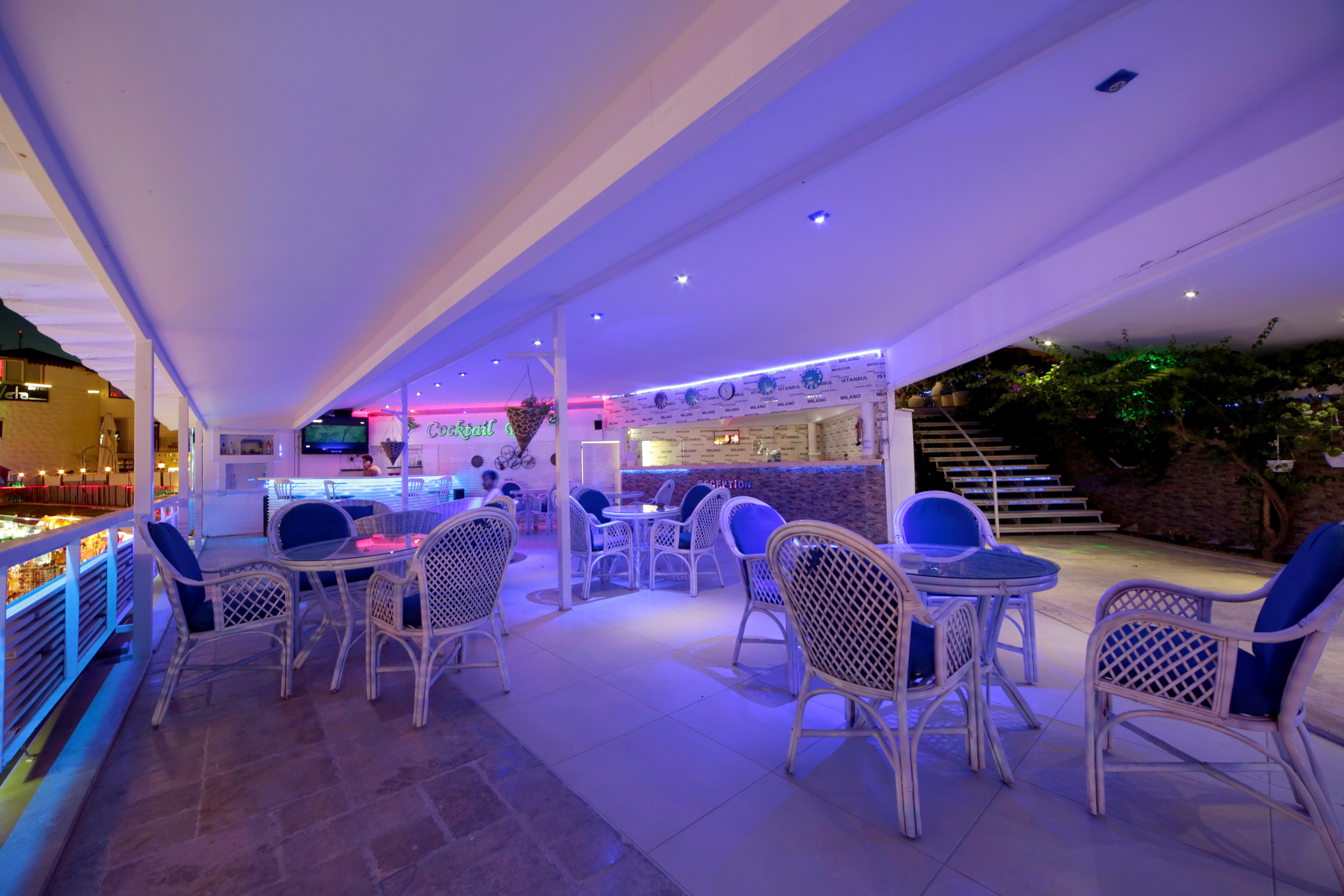 Sky Nova Hotel & Suites Bodrum Bagian luar foto