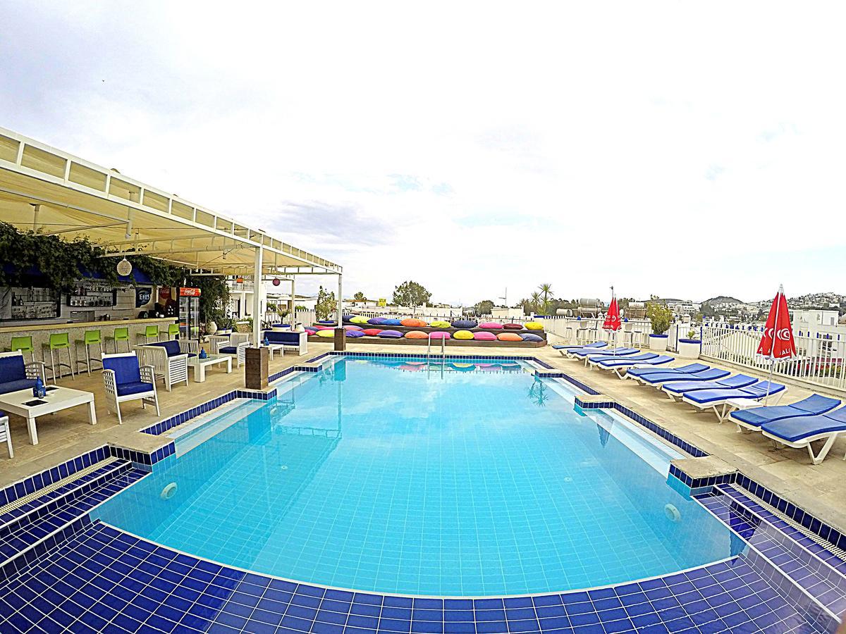 Sky Nova Hotel & Suites Bodrum Bagian luar foto